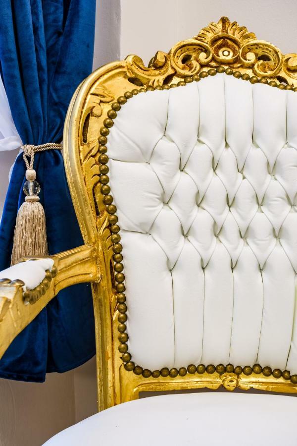 Clicktheflat Palace Of Culture Art Apartment ワルシャワ エクステリア 写真
